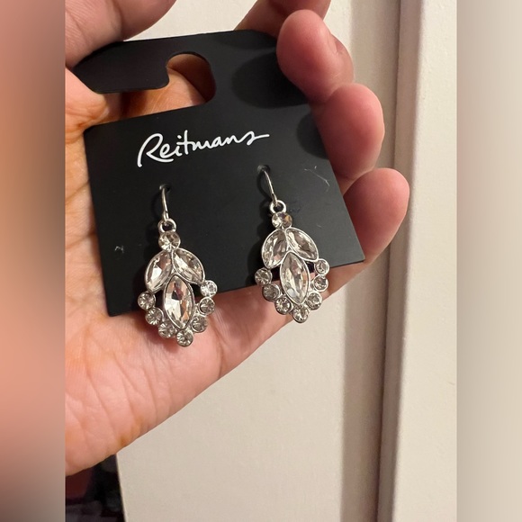 Beautiful dangly earrings - Picture 2 of 4